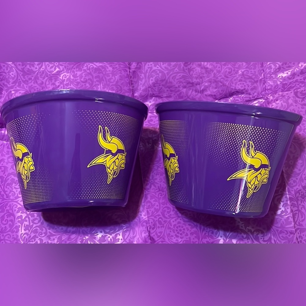 New Two Minnesota Vikings NFL 4 Quart Plastic Drink Party Snack Tailgate Bucket